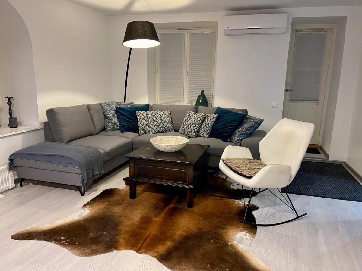 טאלין Luxury Penthouse With Terrace & Sauna In Old Town מראה חיצוני תמונה