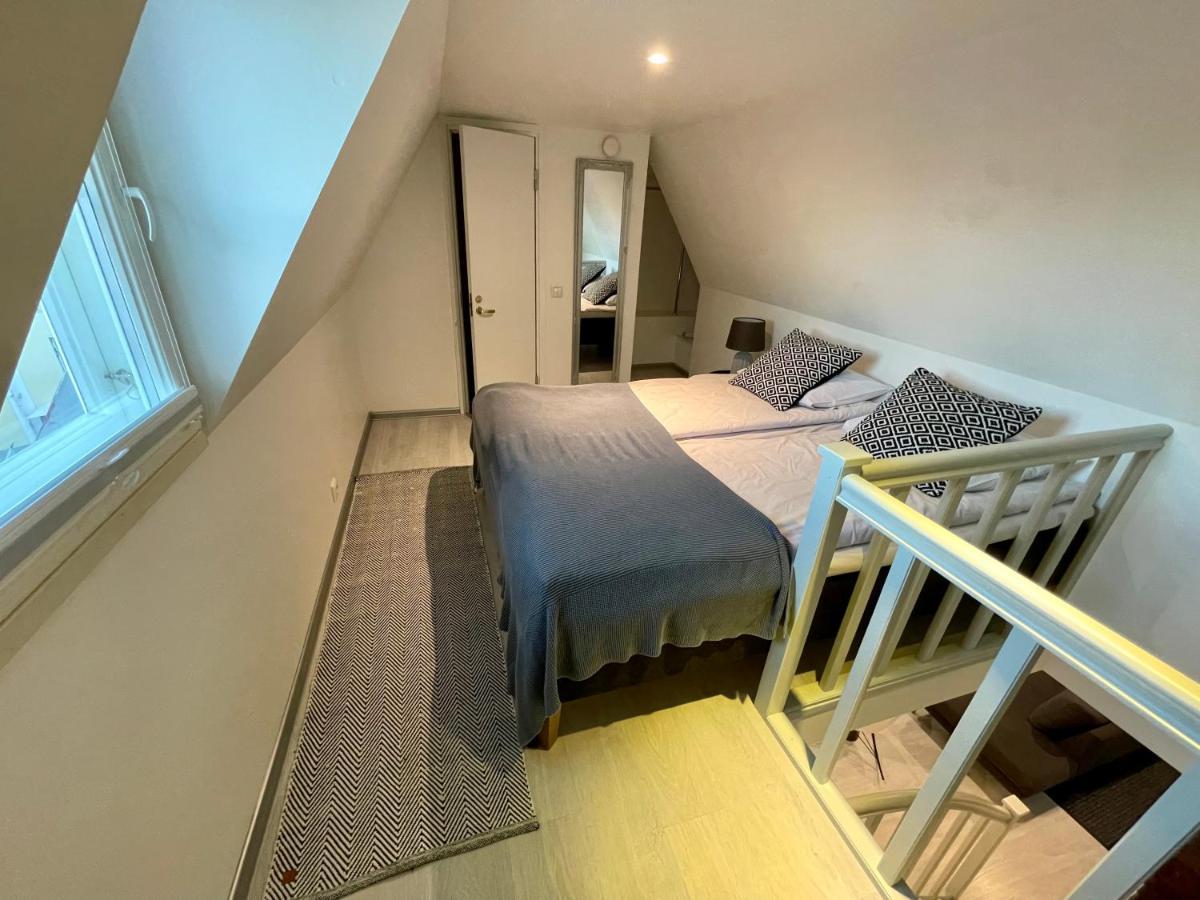 טאלין Luxury Penthouse With Terrace & Sauna In Old Town מראה חיצוני תמונה