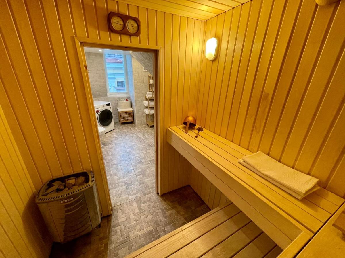 טאלין Luxury Penthouse With Terrace & Sauna In Old Town מראה חיצוני תמונה