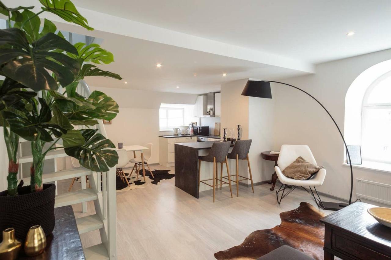 טאלין Luxury Penthouse With Terrace & Sauna In Old Town מראה חיצוני תמונה